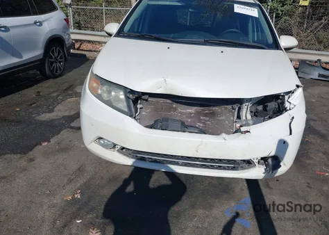 2015 Honda Odyssey Touring/Touring Elite from USA, damaged, VIN 5FNRL5H91FB031153